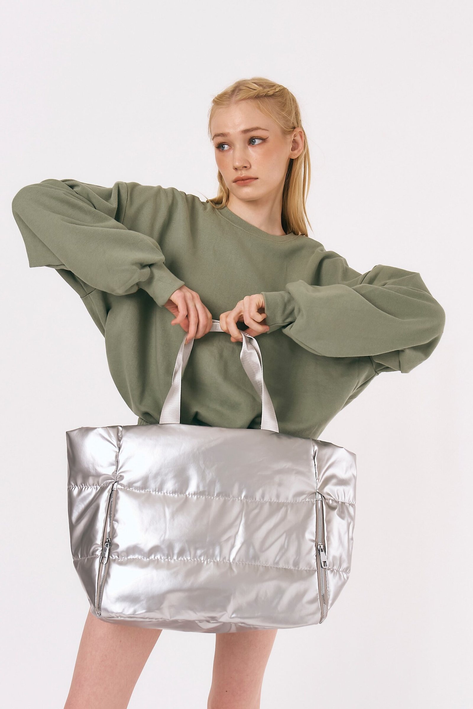 OversizedQuiltedTote_04.jpg